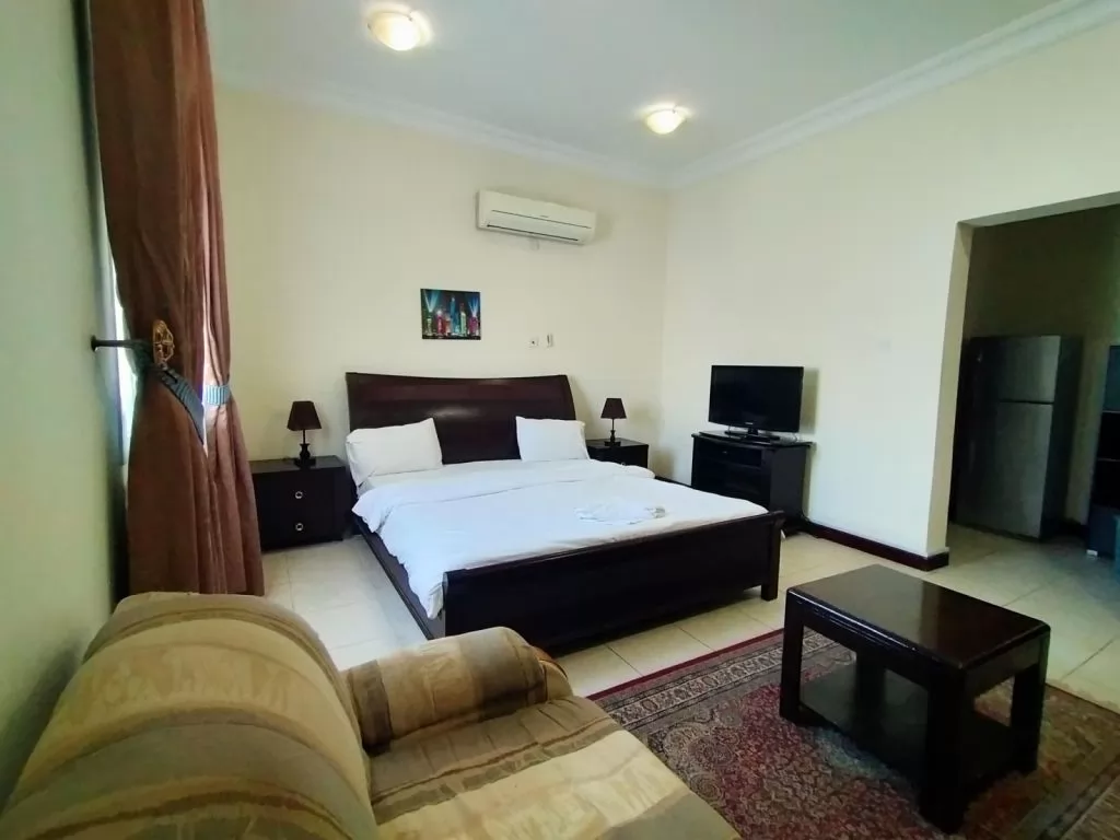 Residential Ready Property Studio F/F Apartment  for rent in Al-Aziziyah , Doha-Qatar #12797 - 1  image 