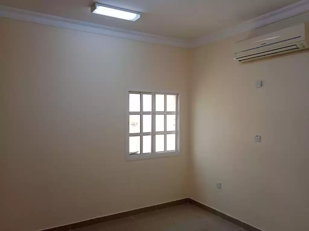 Wohn Klaar eigendom 1 Schlafzimmer U/F Wohnung  zu vermieten in Al Sadd , Doha #12823 - 1  image 