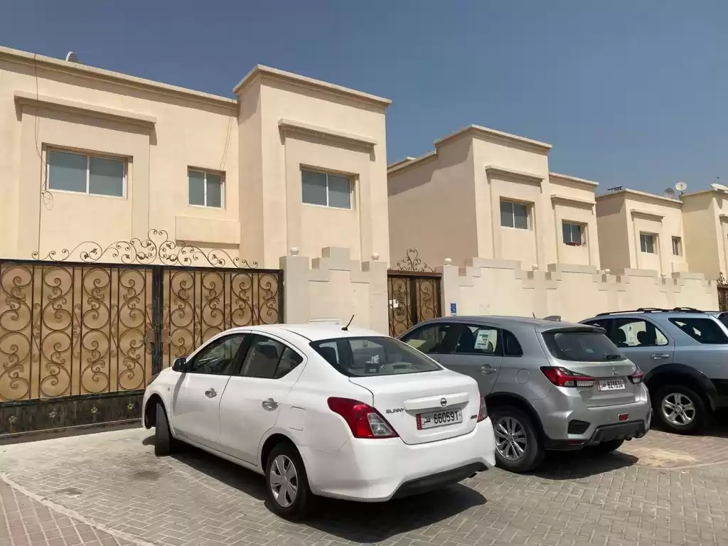 Residencial Listo Propiedad Estudio U / F Apartamento  alquiler en al-sad , Doha #12834 - 1  image 