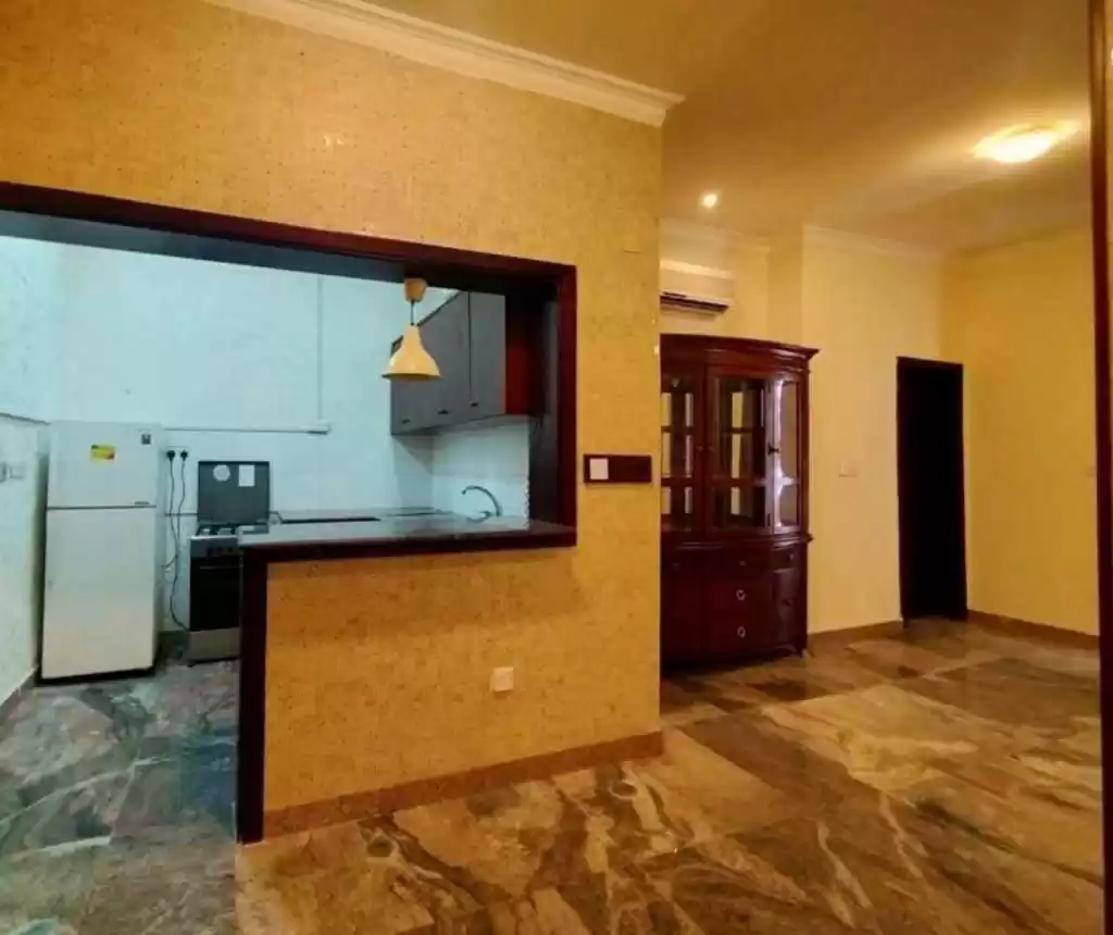 Wohn Klaar eigendom 2 Schlafzimmer F/F Wohnung  zu vermieten in Al Sadd , Doha #12900 - 1  image 