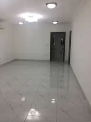 Residential Ready Property 1 Bedroom U/F Apartment  for rent in Al-Rayyan #12905 - 1  image 