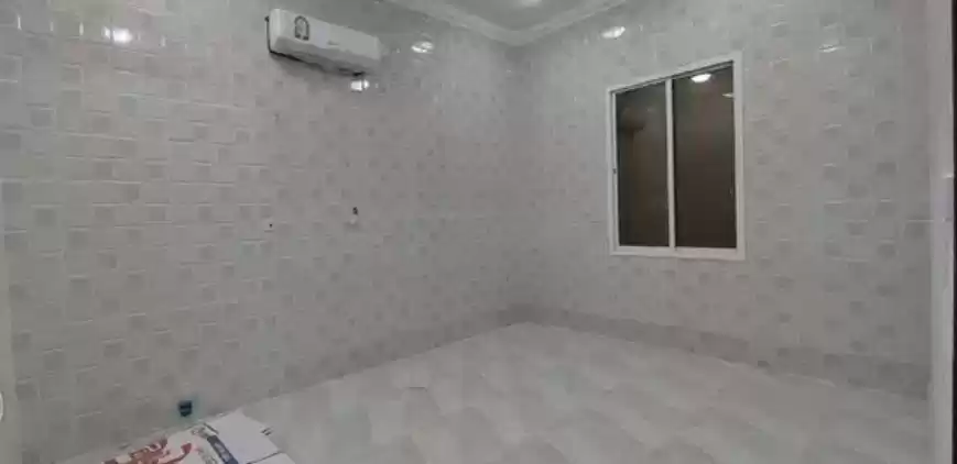 Жилой Готовая недвижимость 1 спальня Н/Ф Квартира  в аренду в Аль-Садд , Доха #12911 - 1  image 