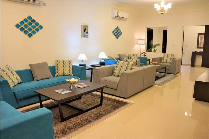 Жилой Готовая недвижимость 2 спальни С/Ж Вилла в комплексе  в аренду в Аль-Садд , Доха #12923 - 1  image 