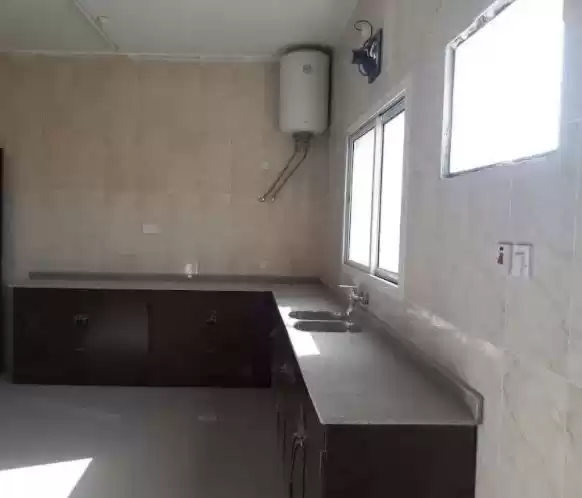 Mixed Use Ready Property 7+ Bedrooms S/F Labor Camp  for rent in Doha #12933 - 1  image 