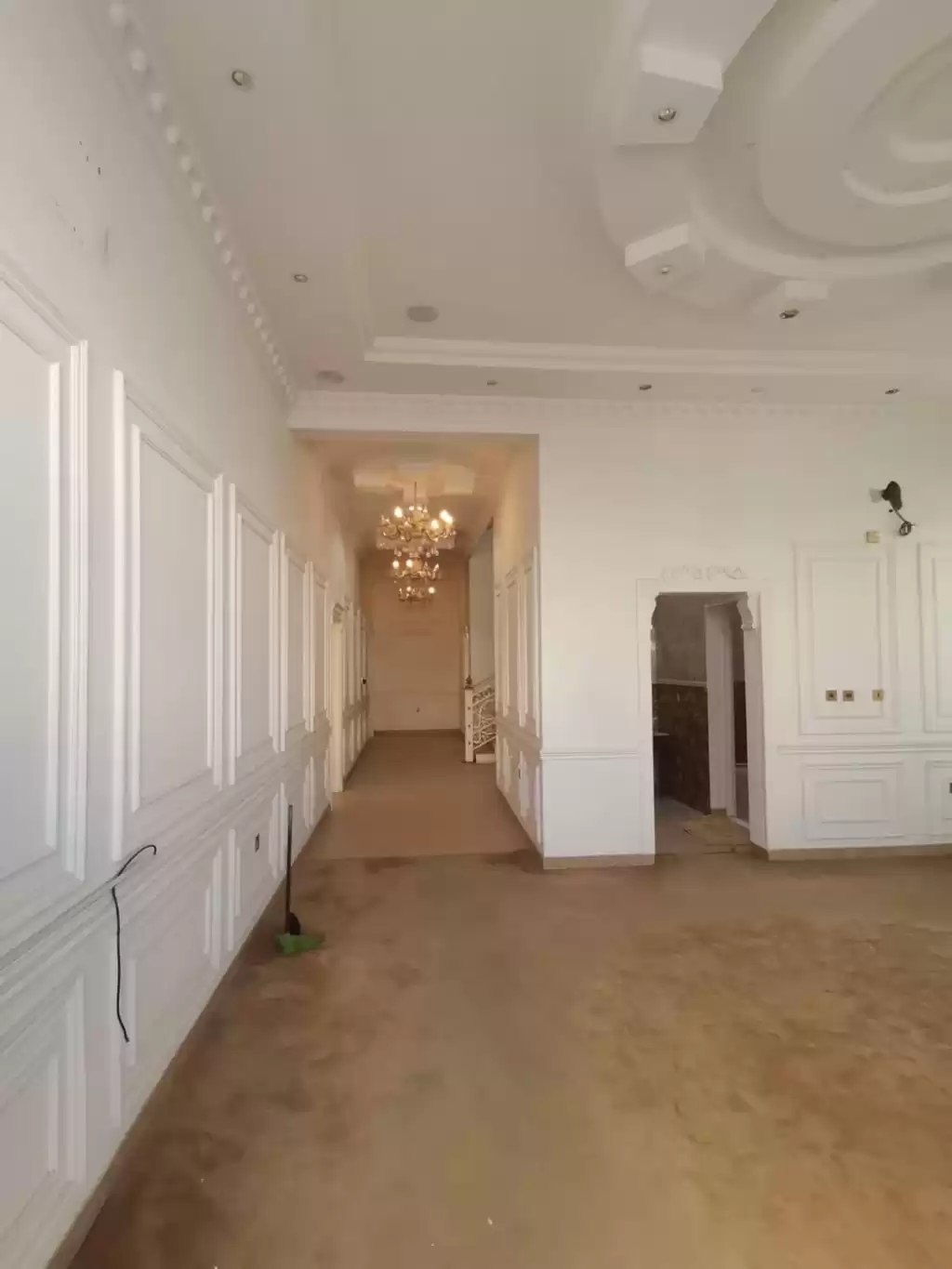 Résidentiel Propriété prête 6 chambres U / f Villa autonome  a louer au Al-Sadd , Doha #12967 - 1  image 