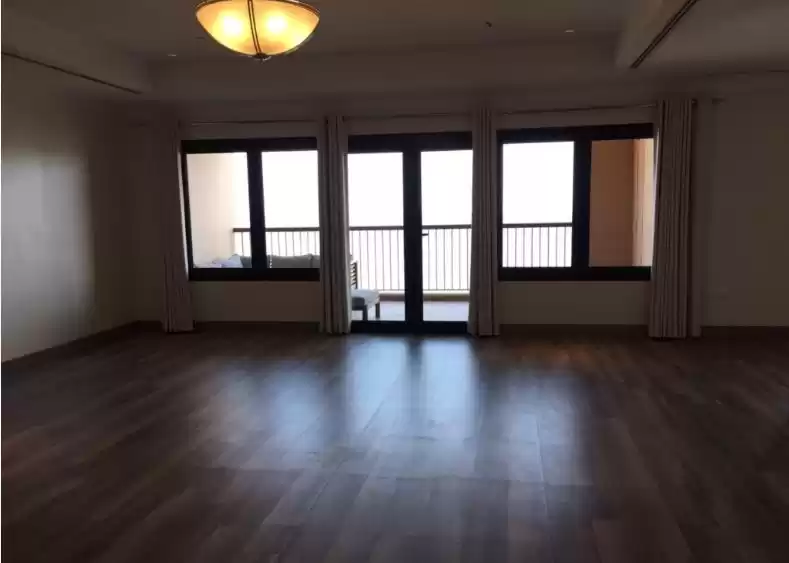 Wohn Klaar eigendom 2 Schlafzimmer S/F Wohnung  zu verkaufen in Doha #13005 - 1  image 