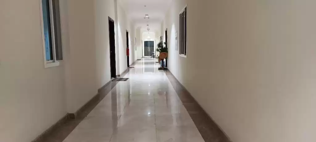 Residential Ready Property 2 Bedrooms U/F Apartment  for rent in Al Sadd , Doha #13017 - 1  image 