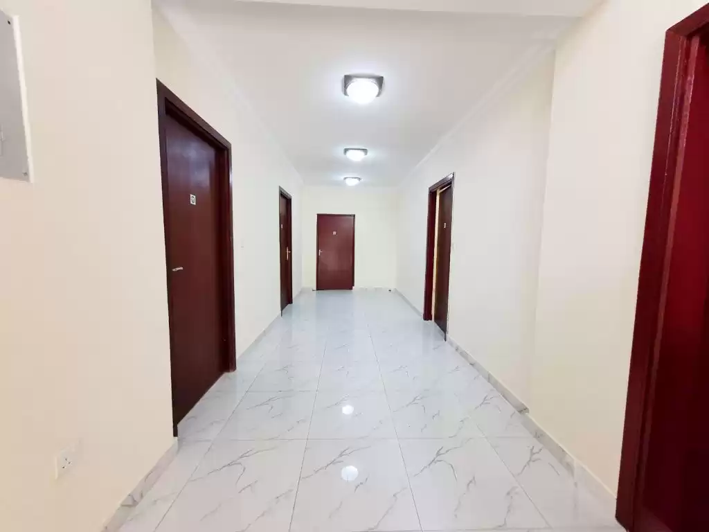 Residential Ready Property Studio U/F Apartment  for rent in Doha #13037 - 1  image 