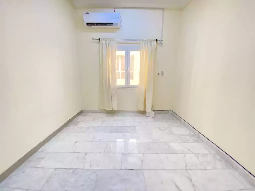 Residential Ready Property 1 Bedroom U/F Apartment  for rent in Al Sadd , Doha #13065 - 1  image 