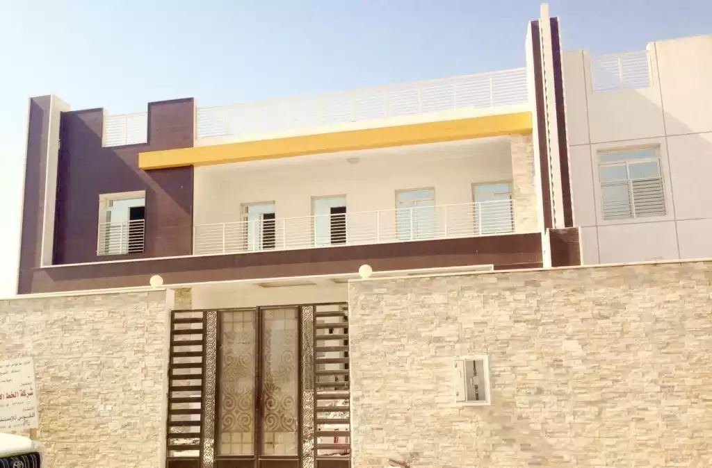 Жилой Готовая недвижимость 1 спальня Н/Ф Квартира  в аренду в Аль-Садд , Доха #13101 - 1  image 