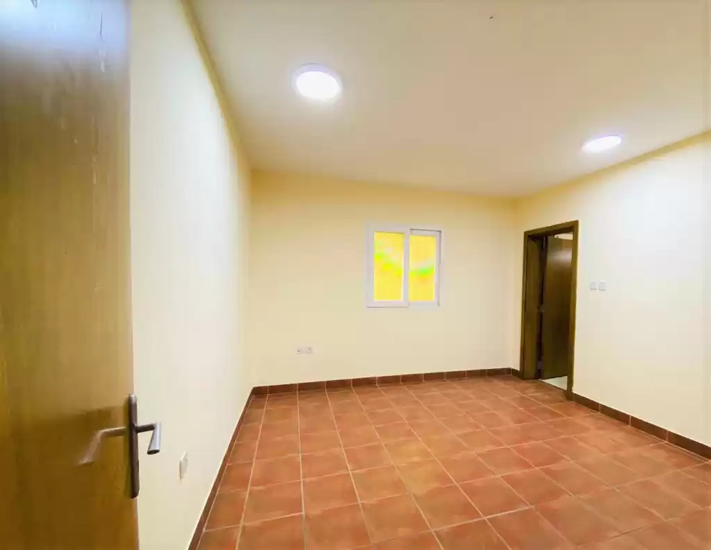 Résidentiel Propriété prête 2 chambres U / f Appartement  a louer au Al-Sadd , Doha #13121 - 1  image 