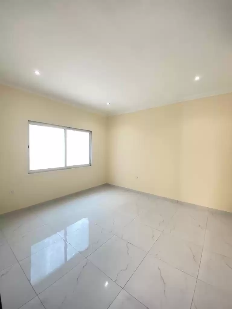 Residencial Listo Propiedad 1 dormitorio U / F Apartamento  alquiler en al-sad , Doha #13126 - 1  image 