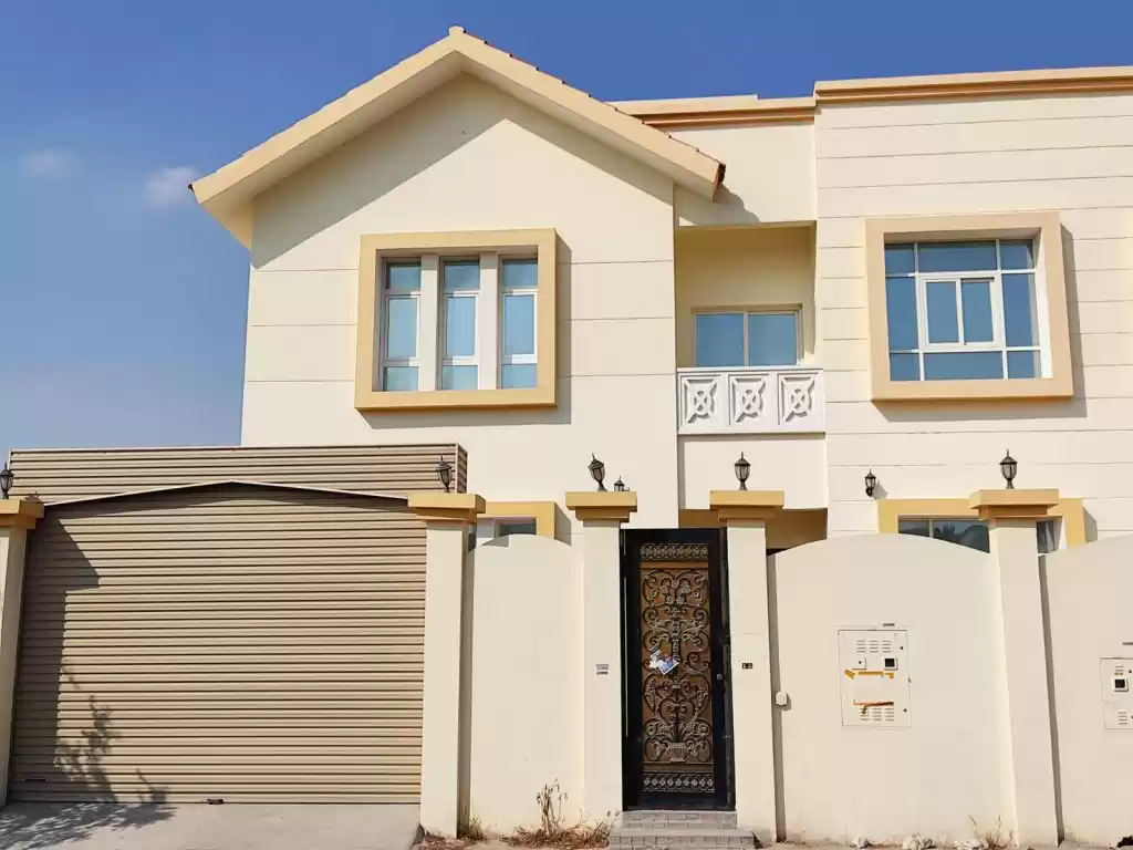 Residential Ready Property 7+ Bedrooms U/F Standalone Villa  for rent in Al Sadd , Doha #13131 - 1  image 