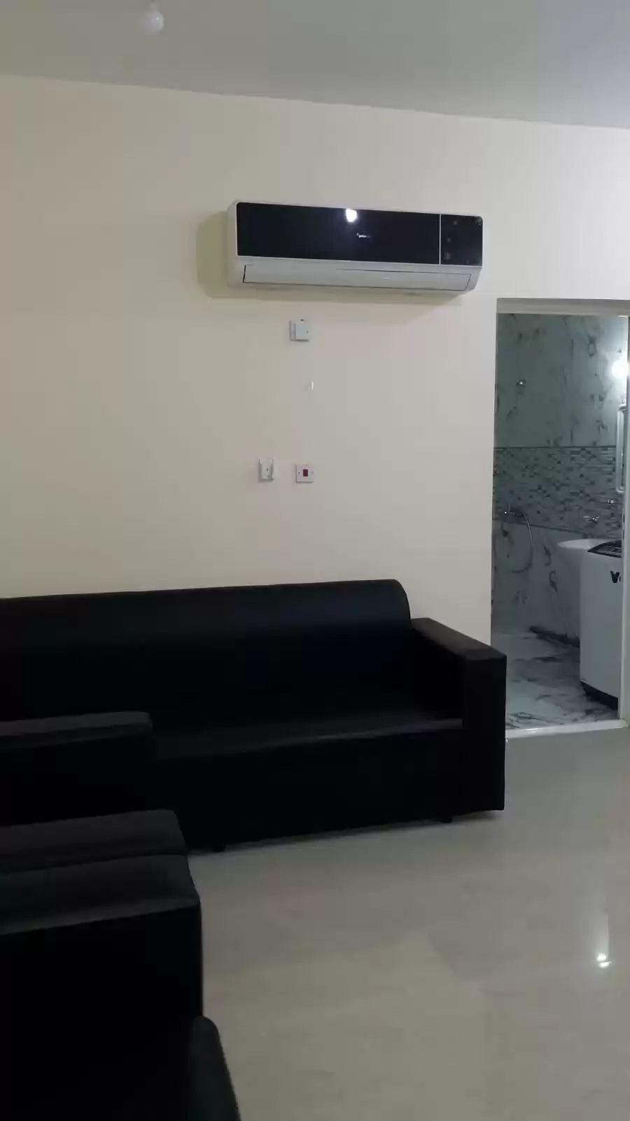Residential Ready Property 1 Bedroom F/F Apartment  for rent in Al Sadd , Doha #13181 - 1  image 