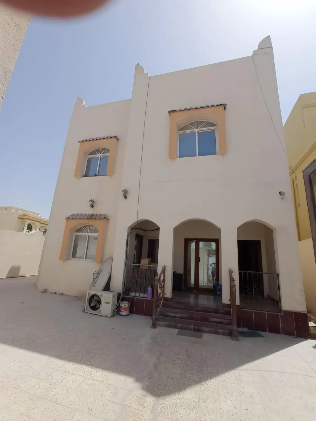 Residential Property 2 Bedrooms S/F Apartment  for rent in Al Wakrah #13212 - 1  image 