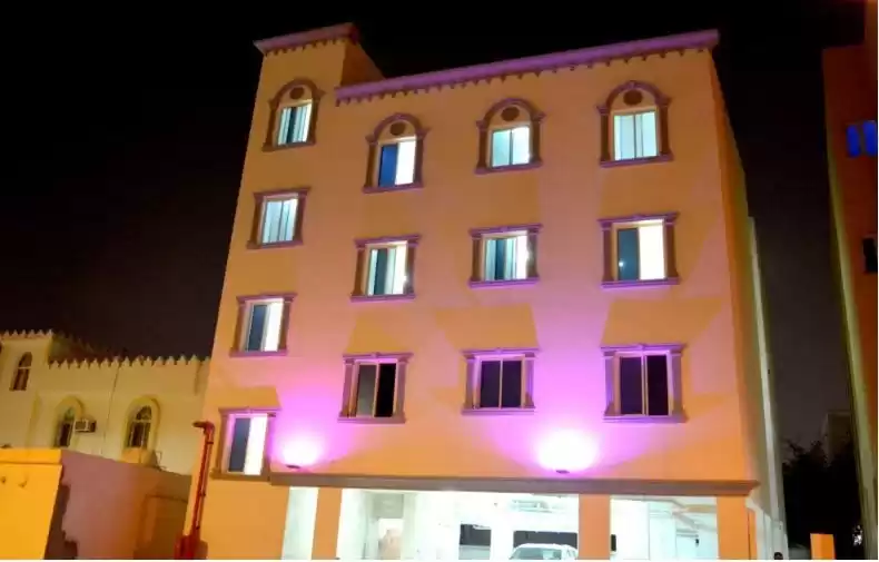 Wohn Klaar eigendom 1 Schlafzimmer U/F Wohnung  zu vermieten in Al Sadd , Doha #13222 - 1  image 