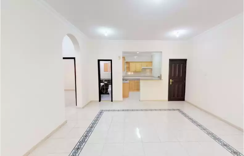 Wohn Klaar eigendom 2 Schlafzimmer U/F Wohnung  zu vermieten in Al Sadd , Doha #13253 - 1  image 