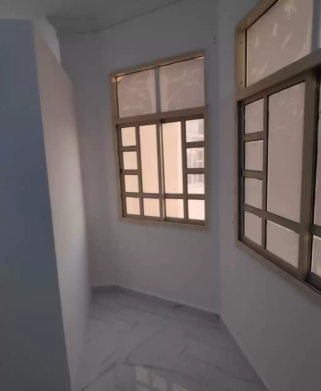 Residential Ready Property 1 Bedroom S/F Apartment  for rent in Al Sadd , Doha #13265 - 1  image 