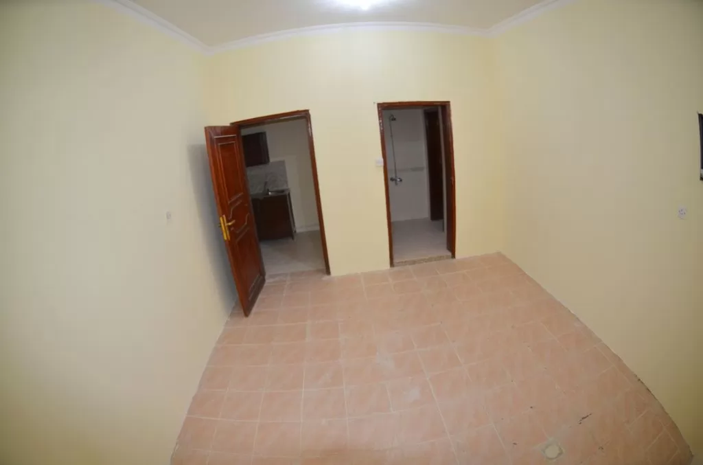 Residential Property 1 Bedroom U/F Apartment  for rent in Al-Rayyan #13271 - 1  image 