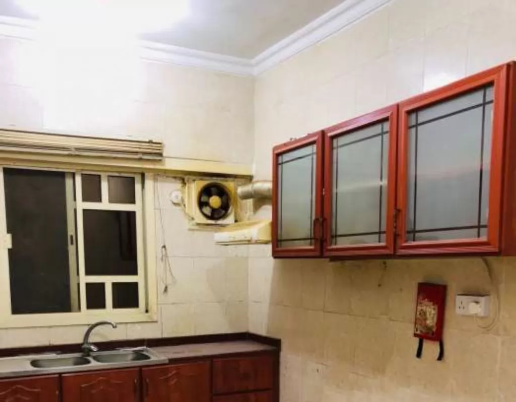 Residential Ready Property 2 Bedrooms F/F Apartment  for rent in Al Sadd , Doha #13282 - 3  image 