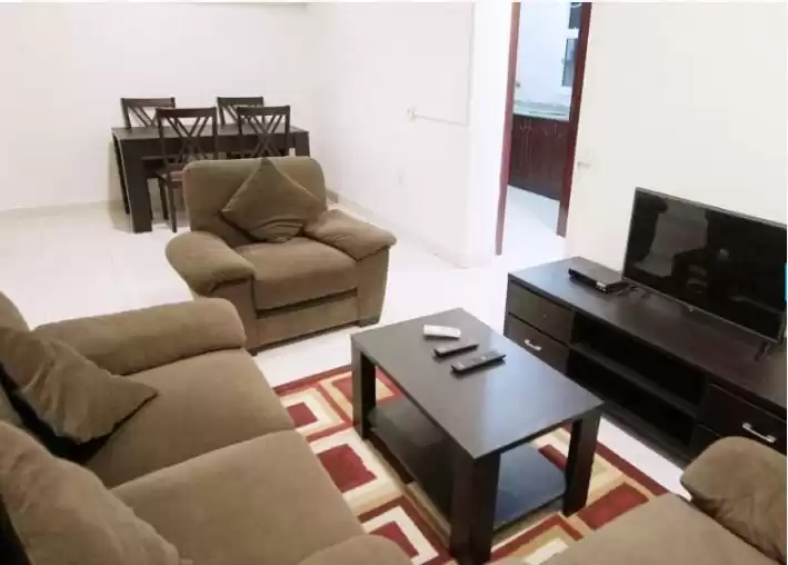 Residential Ready Property 1 Bedroom F/F Apartment  for rent in Doha #13300 - 1  image 