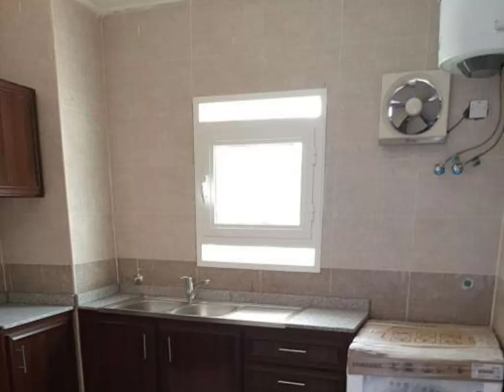 Residential Property 1 Bedroom U/F Apartment  for rent in Al Wakrah #13337 - 1  image 