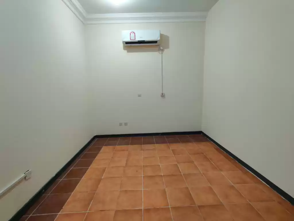 Residential Ready Property 1 Bedroom U/F Apartment  for rent in Al Sadd , Doha #13362 - 1  image 