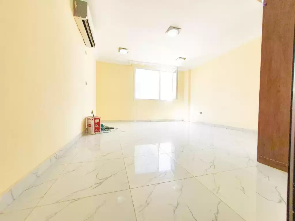 سكني عقار جاهز ستوديو غير مفروش شقة  للإيجار في الدوحة #13374 - 1  صورة 