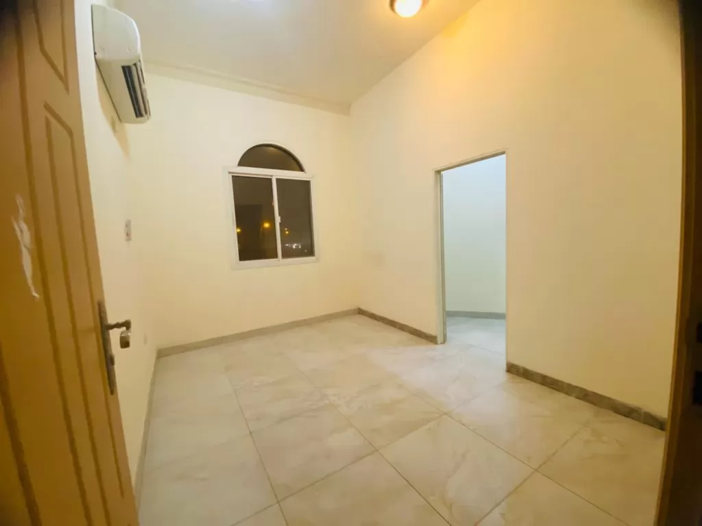 住宅 就绪物业 工作室 U/F 公寓  出租 在 萨德 , 多哈 #13383 - 1  image 