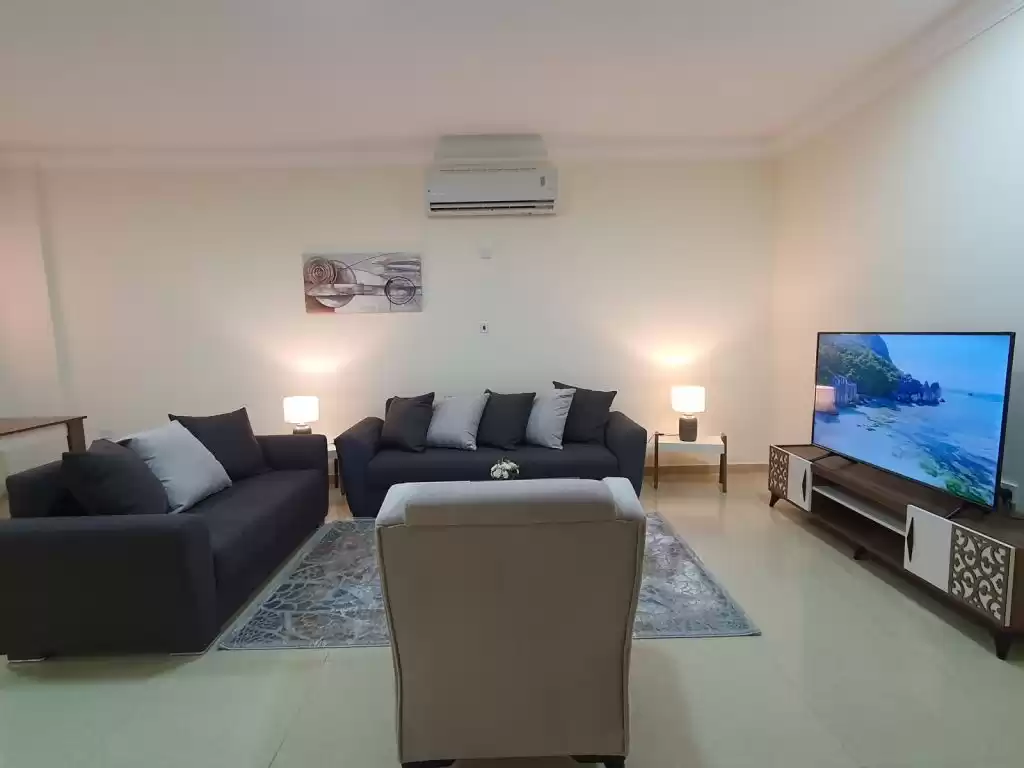 Wohn Klaar eigendom 2 Schlafzimmer F/F Wohnung  zu vermieten in Al Sadd , Doha #13495 - 1  image 
