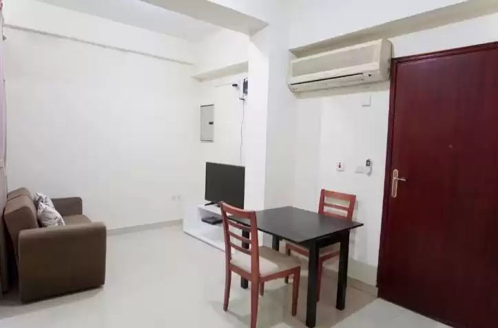 Residential Ready Property 1 Bedroom F/F Apartment  for rent in Al Sadd , Doha #13502 - 1  image 