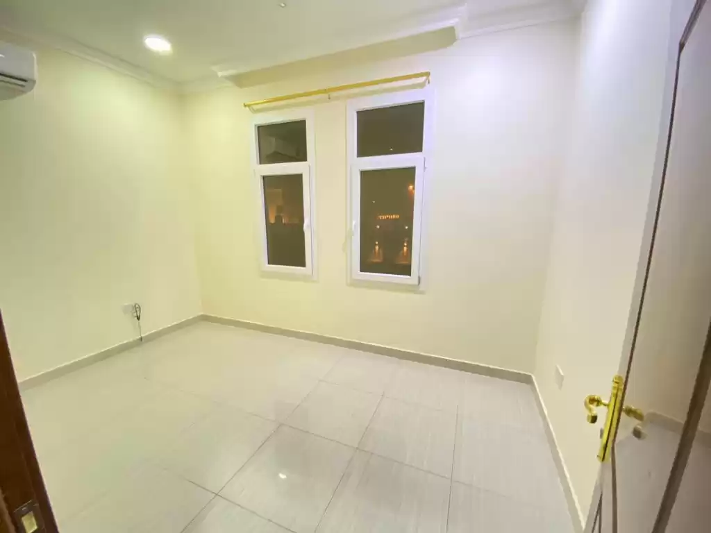 Residential Ready Property 1 Bedroom S/F Apartment  for rent in Al Sadd , Doha #13503 - 1  image 