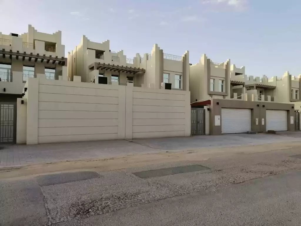 Residential Ready Property 7 Bedrooms U/F Standalone Villa  for rent in Al Sadd , Doha #13506 - 1  image 