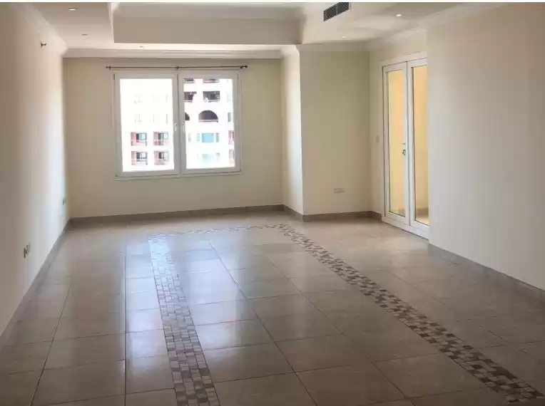 Wohn Klaar eigendom 2 Schlafzimmer S/F Wohnung  zu vermieten in Al Sadd , Doha #13516 - 1  image 