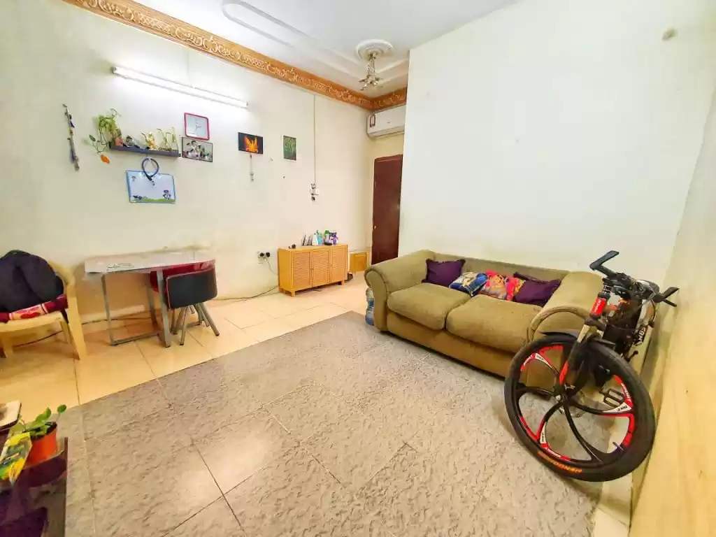 Wohn Klaar eigendom 1 Schlafzimmer S/F Wohnung  zu vermieten in Al Sadd , Doha #13550 - 1  image 
