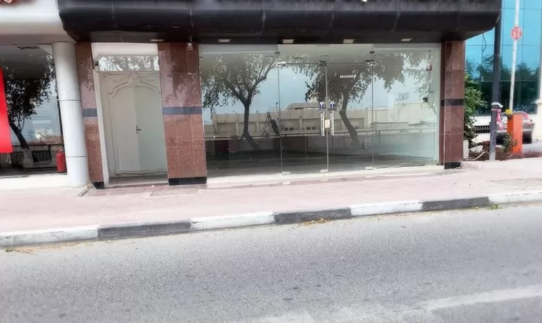 Commercial Property U/F Shop  for rent in Old-Airport , Doha-Qatar #13607 - 1  image 