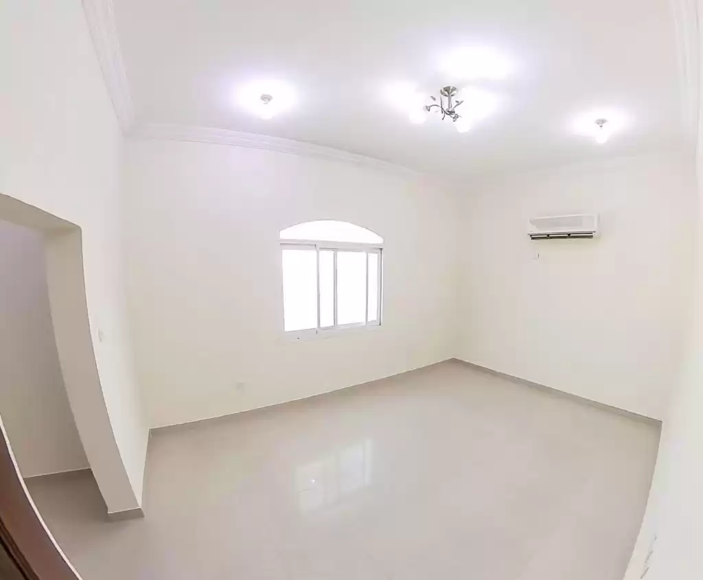 Residencial Listo Propiedad 3 dormitorios U / F Villa en Compound  alquiler en al-sad , Doha #13637 - 1  image 