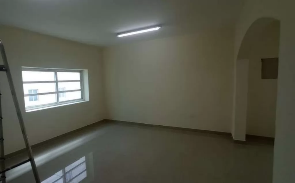 Residential Ready Property 4 Bedrooms F/F Apartment  for rent in Doha-Qatar #13662 - 1  image 