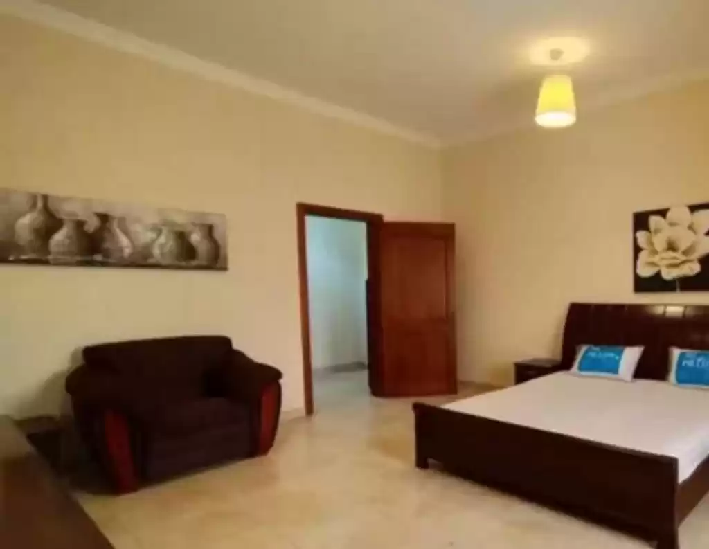 yerleşim Hazır Mülk 1 yatak odası F/F Apartman  kiralık içinde Doha #13668 - 1  image 
