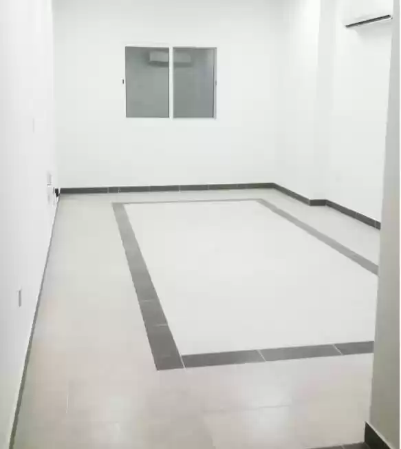 Commercial Ready Property U/F Office  for rent in Al Sadd , Doha #13677 - 1  image 