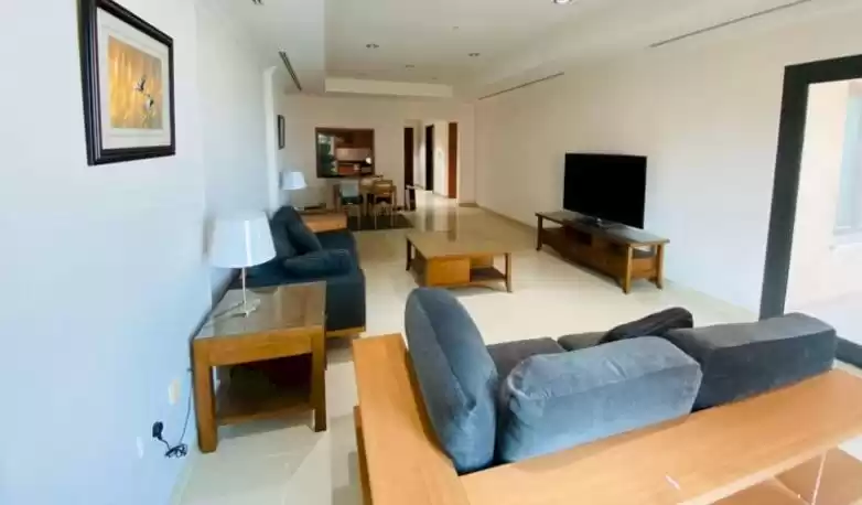 yerleşim Hazır Mülk 2 yatak odası F/F Apartman  kiralık içinde Doha #13717 - 1  image 