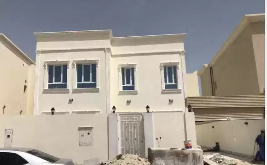 Résidentiel Propriété prête 6 chambres U / f Villa autonome  à vendre au Doha #13737 - 1  image 
