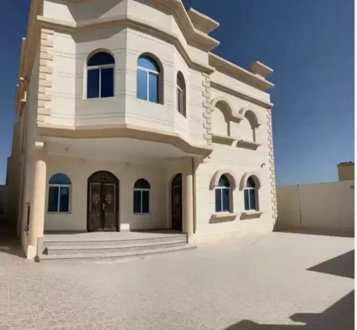 Жилой Готовая недвижимость 6 спален Н/Ф Отдельная вилла  продается в Доха #13739 - 1  image 