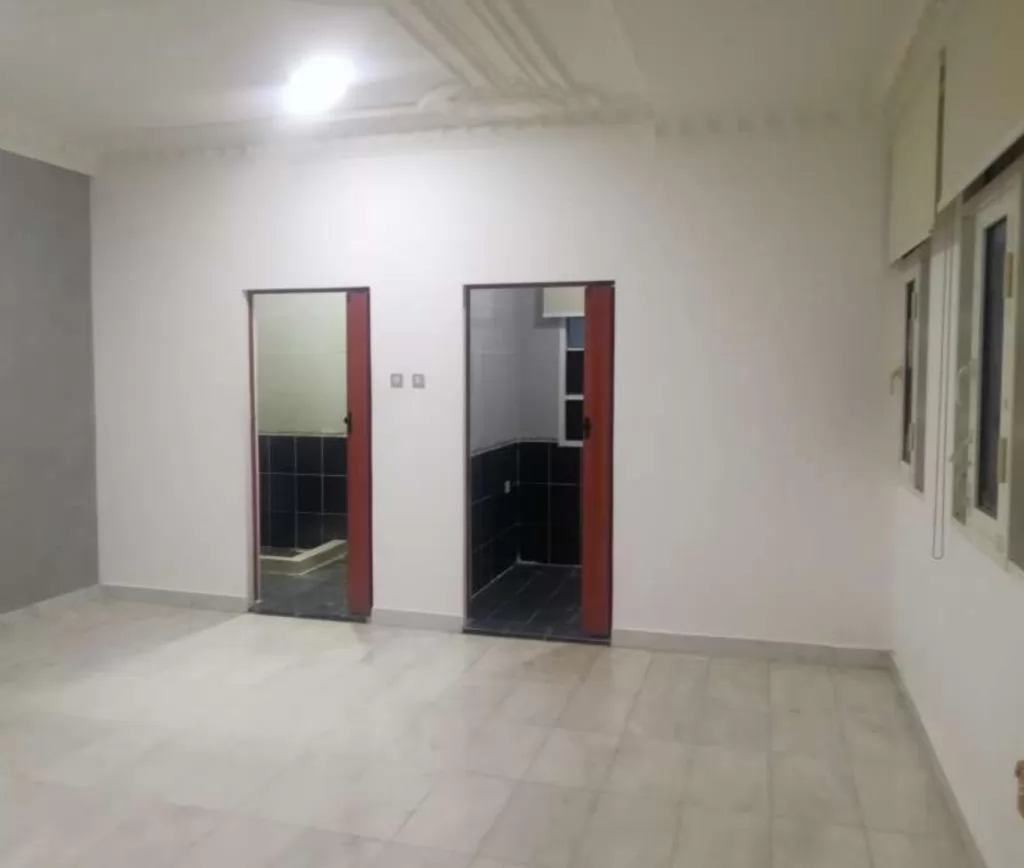 Residential Ready Property 1 Bedroom U/F Apartment  for rent in Doha-Qatar #13740 - 1  image 