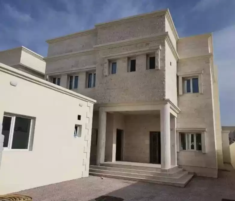 Residential Ready Property 6 Bedrooms U/F Standalone Villa  for sale in Al Sadd , Doha #13743 - 1  image 