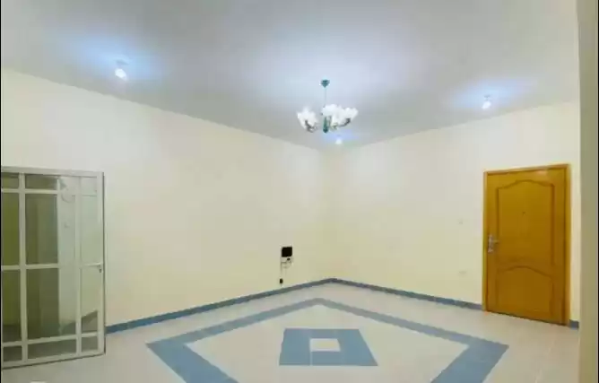 Жилой Готовая недвижимость 2 спальни Н/Ф Квартира  в аренду в Аль-Садд , Доха #13767 - 1  image 