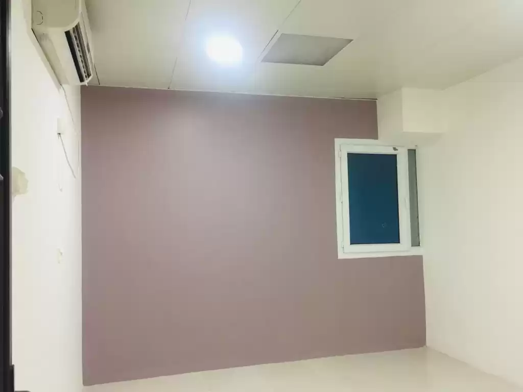 Residential Ready Property Studio S/F Apartment  for rent in Al Sadd , Doha #13777 - 1  image 