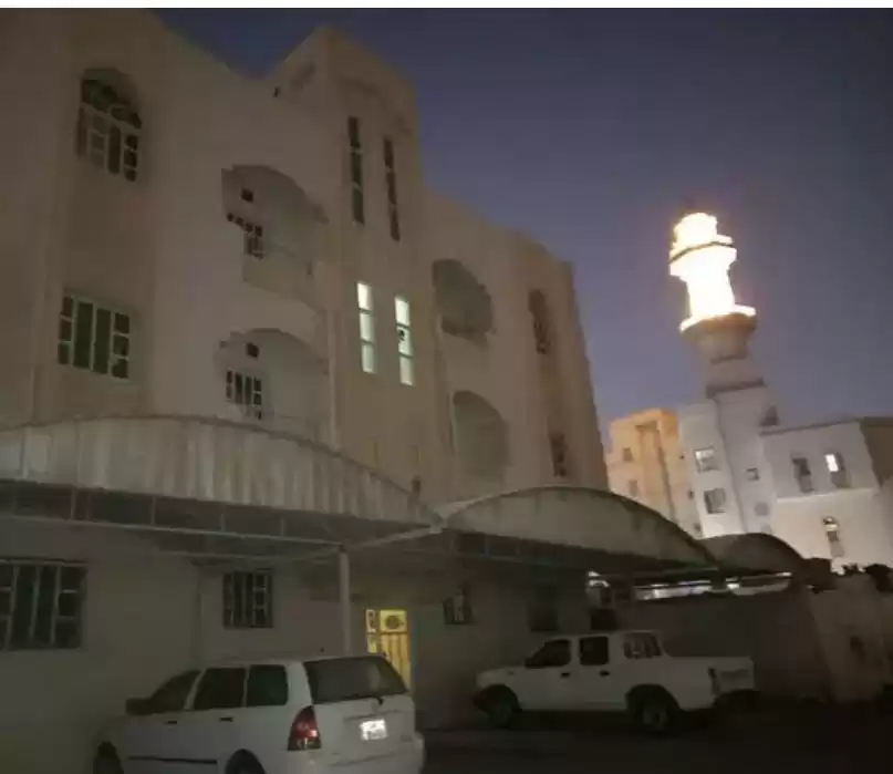 Жилой Готовая недвижимость 2 спальни Н/Ф Массовые единицы  продается в Аль-Садд , Доха #13818 - 1  image 