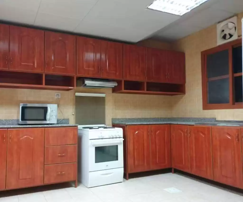 Residential Ready Property 2 Bedrooms F/F Apartment  for rent in Al Sadd , Doha #13825 - 1  image 