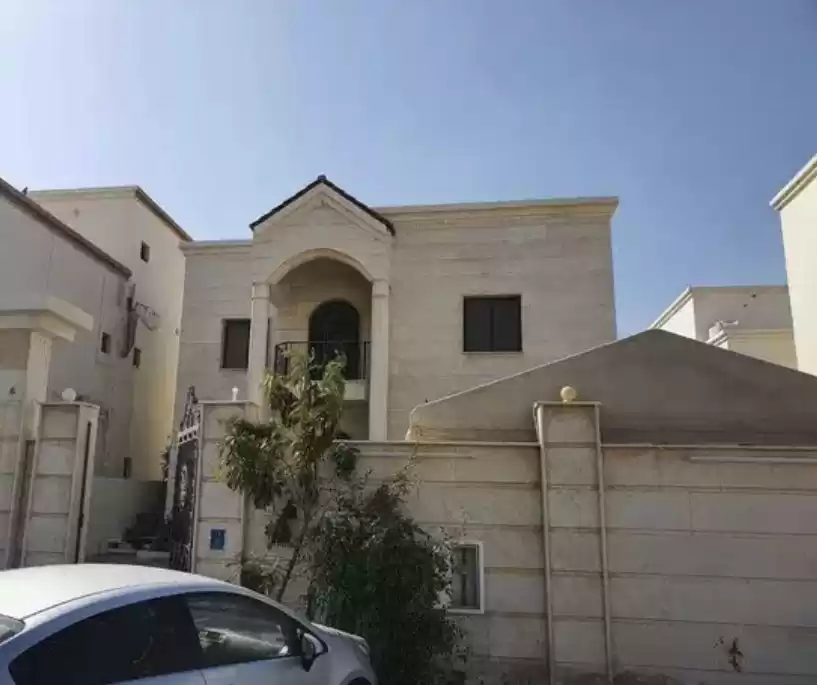 Résidentiel Propriété prête 6 chambres U / f Villa autonome  à vendre au Doha #13838 - 1  image 